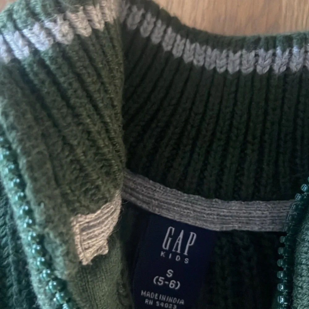 GAP KIDS 100% cotton sweater